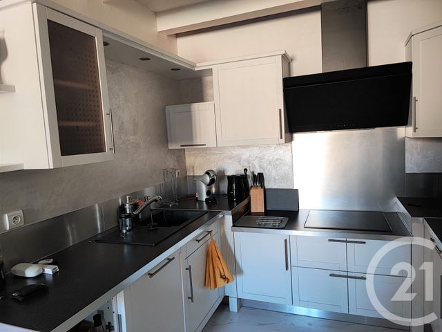 Appartement Triplex à vendre - 5 pièces - 101.08 m2 - LA REDORTE - 11 - LANGUEDOC-ROUSSILLON - Century 21 Agence Du Canal